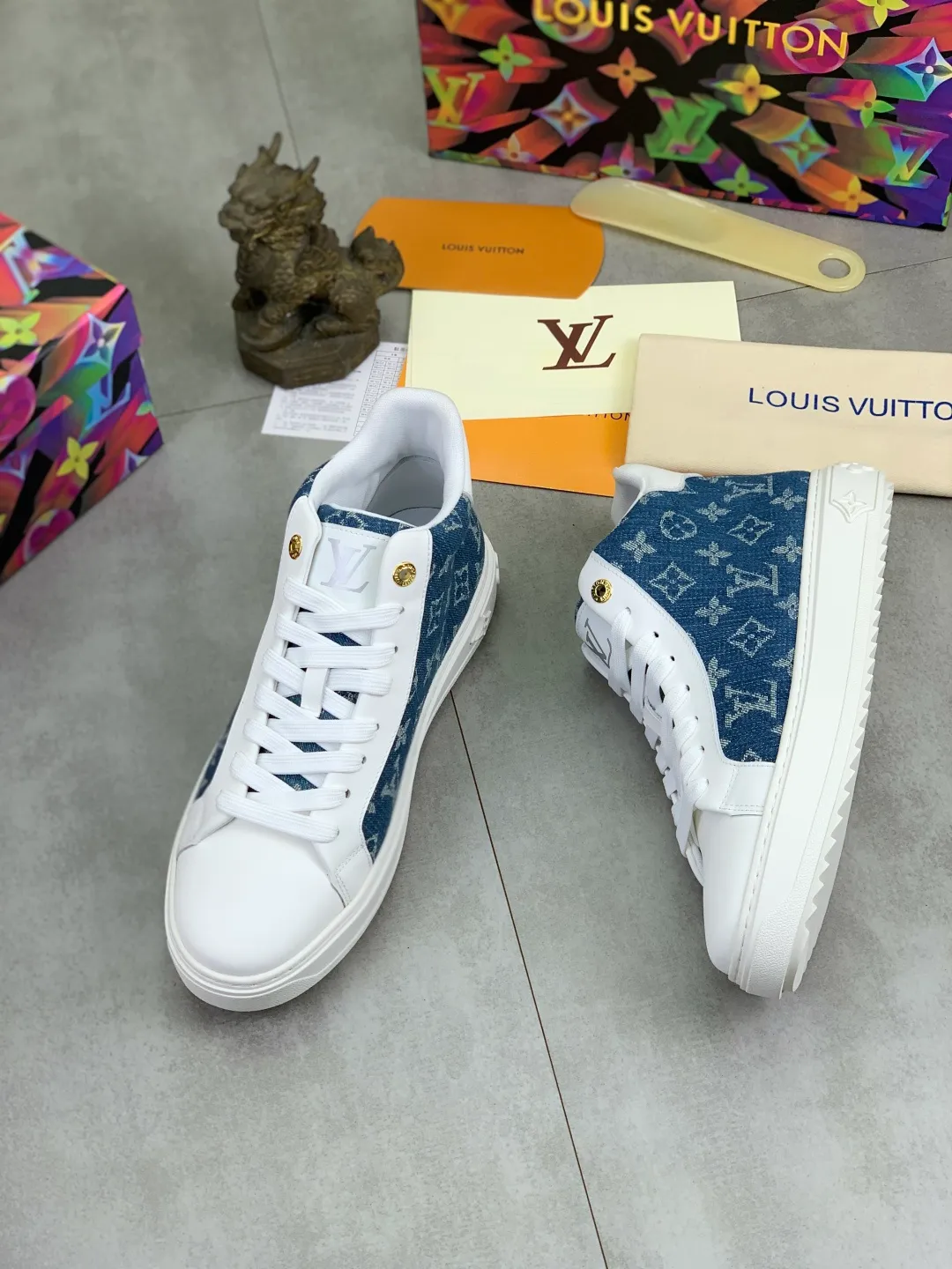 Men's men's shoes 💰P560💰[New model]🆘High-quality cowhide [Louis Vuitton]LV official website latest model🎁casual fashion high-top men's shoes👟hot style💥simple and elegant style, exclusive for trendy men. Unique official website latest brand elements👑original decoration, fashionable and generous, the fabric is made of original denim➕comfortable and breathable mesh lining➕cow leather feet ✅The official website specifies wear-resistant casual outsole, the classic model is taken in real life🎬Color: 4️⃣colors available😍Number of codes: 38-44 Full set of packaging